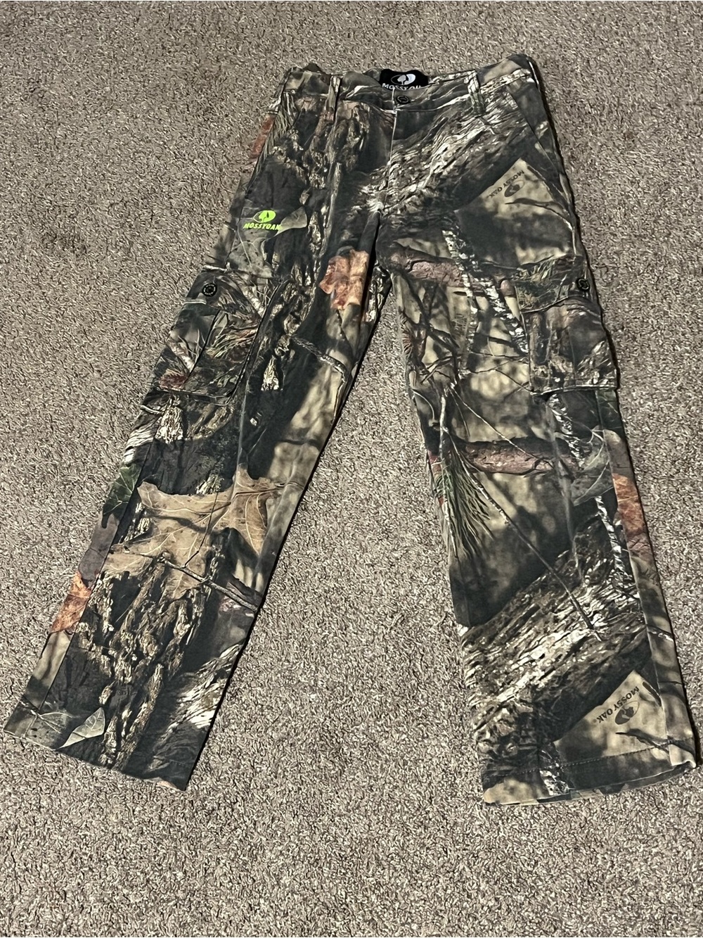 Mossy Oak camo cargo Hunting Pants EUC 10/12L